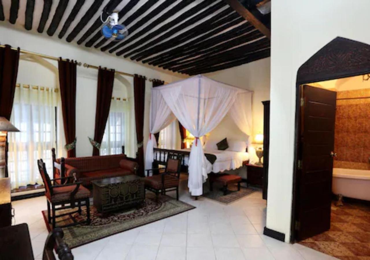 Africa House Zanzibar Bed & Breakfast Bagian luar foto